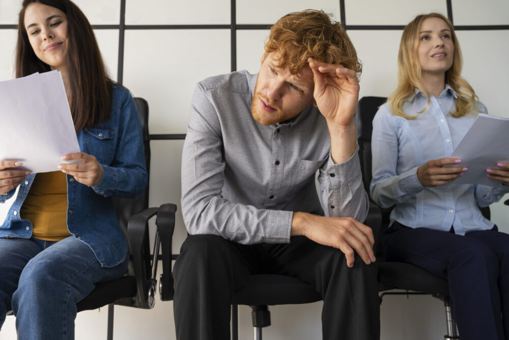 ¿Felicidad o rutina? Solo el 28,7% de los jóvenes se sienten bien en su trabajo… ¿y tú? insatisfacción laboral joven